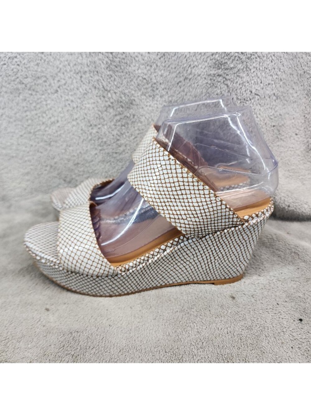 Rowen Shoes Womens Size 8 Tan Leather Slip On Wedge Sandals